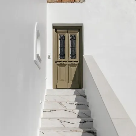 Villa Naxian Life *