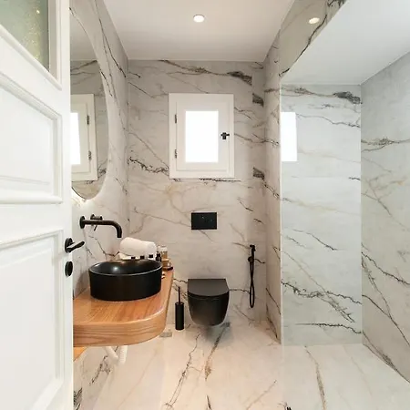 ヴィラ Naxian Life *