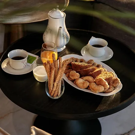 فيلة Naxian Life
